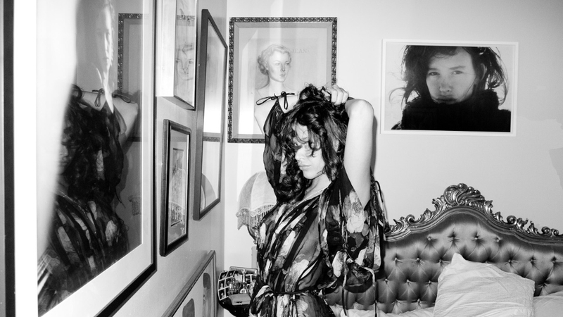 Illustration for article titled What We Can Learn From The 17 Very Naked Photos Terry Richardson Just Posted of Paz de la Huerta
